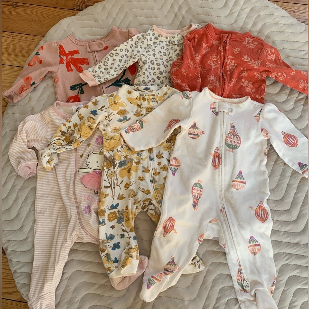 Newborn/3 month baby girl footed pajamas